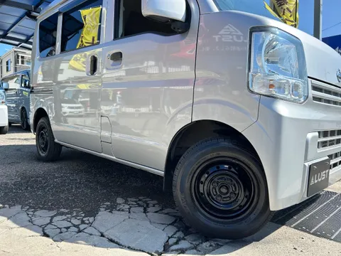 Nissan Clipper