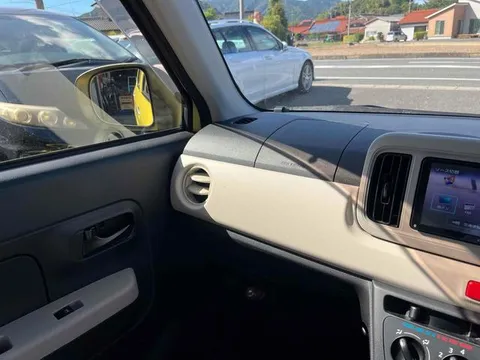 Daihatsu Mira Tocot