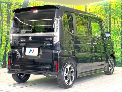 Suzuki Spacia Custom