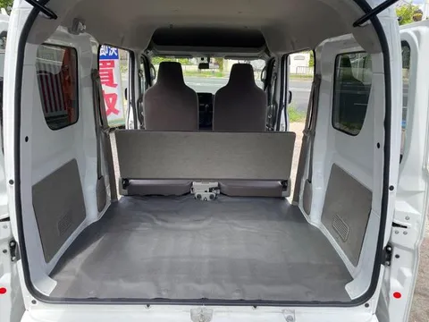 Nissan Clipper