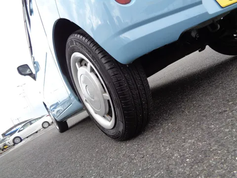 Daihatsu Mira Tocot