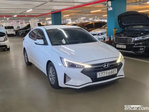 Hyundai Elantra (Avante)