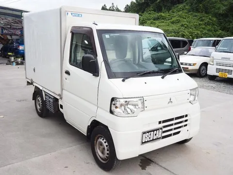 Mitsubishi Minicab Truck