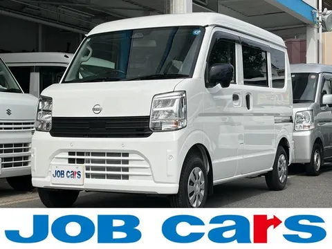 Nissan Clipper Van