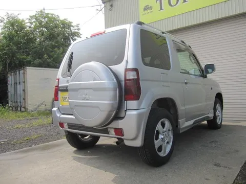 Mitsubishi Pajero Mini