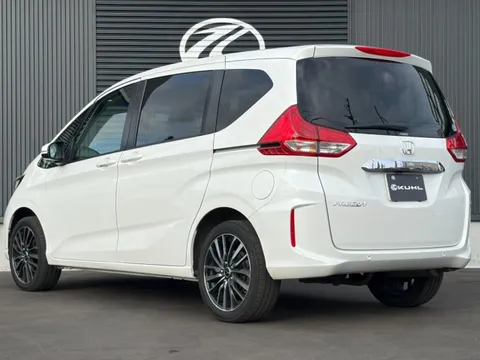 Honda Freed Plus