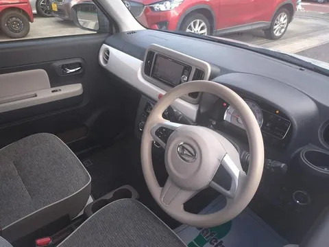 Daihatsu Mira Tocot