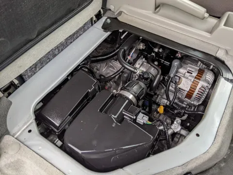 Nissan Clipper Van