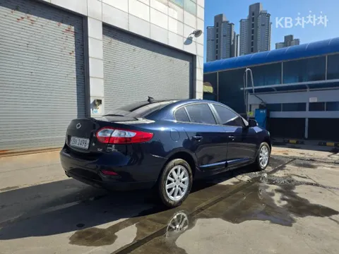 Renault SM3
