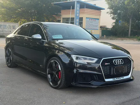 Audi RS