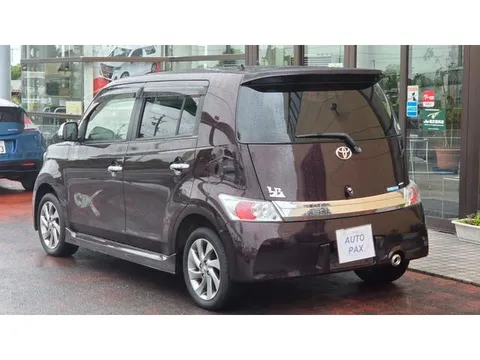 Toyota bB