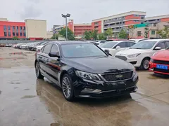Zotye Z700