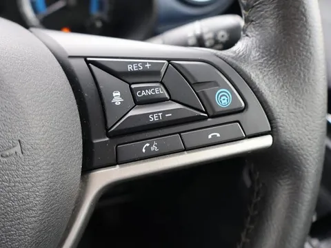 Mitsubishi eK X