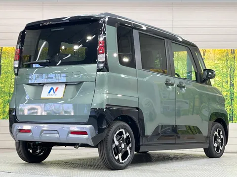 Mitsubishi Delica Mini