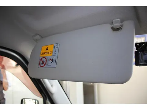 Mitsubishi Minicab Van