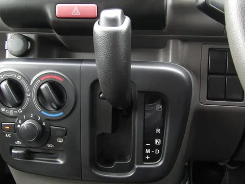 Nissan Clipper