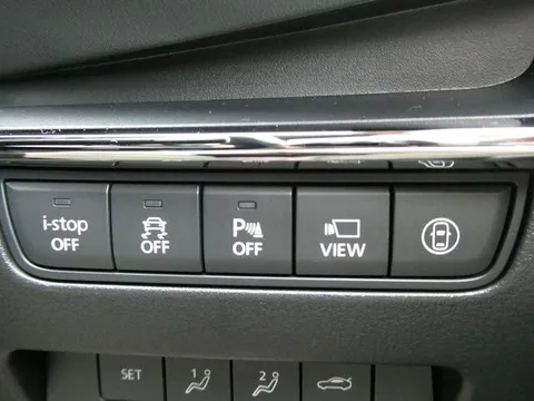 Mazda MAZDA3 Sedan