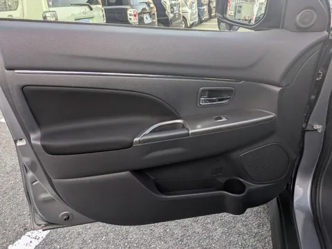 Mitsubishi RVR
