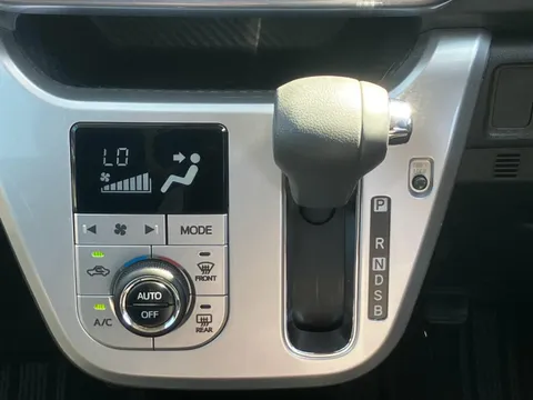 Toyota Pixis Joy