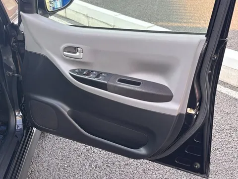 Daihatsu Sonica