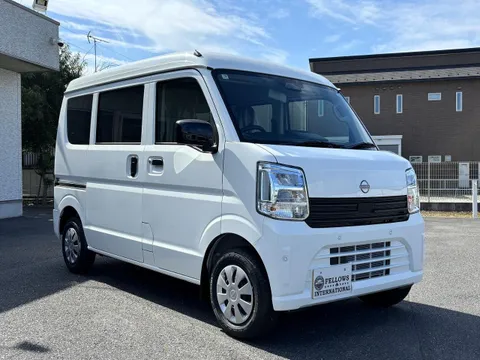 Nissan Clipper Van