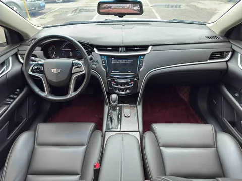 Cadillac XTS