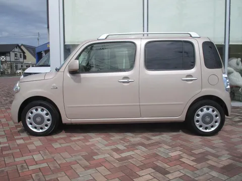 Daihatsu Mira Cocoa