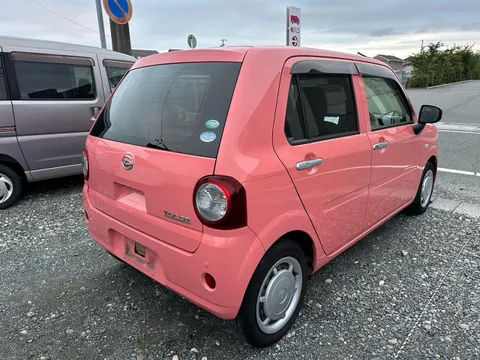 Daihatsu Mira Tocot