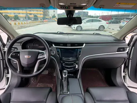 Cadillac XTS