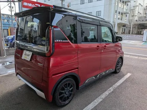 Mitsubishi eK X Space