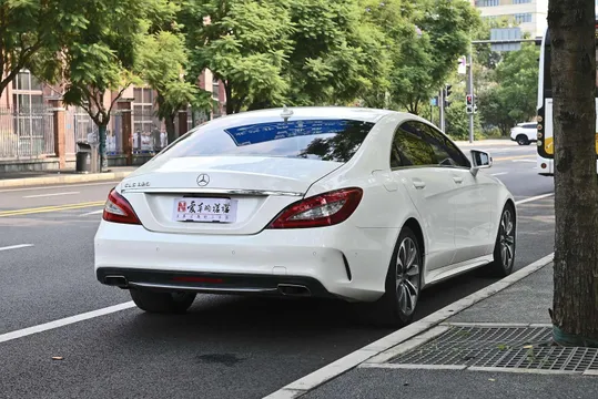 Mercedes-Benz Mercedes-Benz CLS