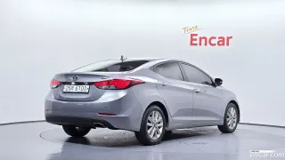 Hyundai Elantra (Avante)