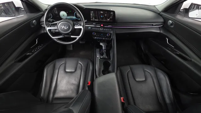Hyundai Elantra (Avante)