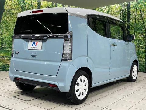 Honda N-BOX Slash