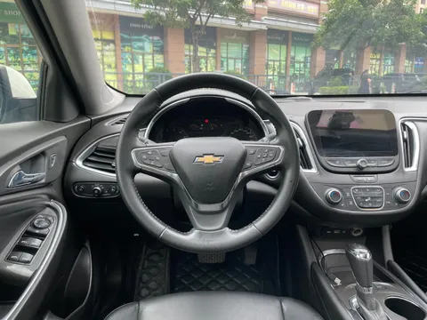 Chevrolet Malibu XL