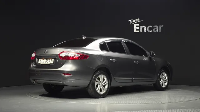 Renault SM3