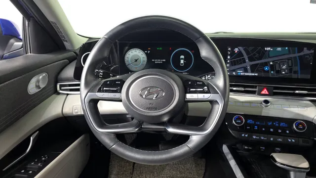 Hyundai Elantra (Avante)