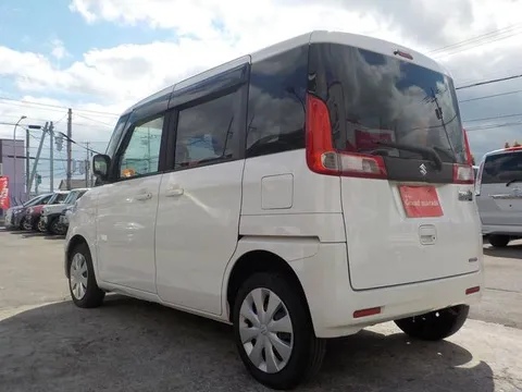 Suzuki Spacia