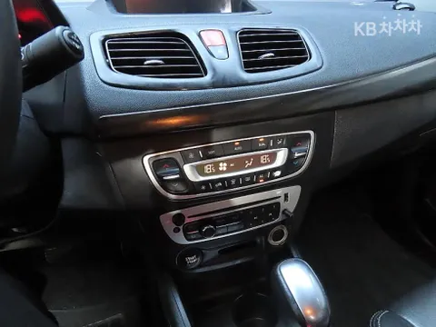 Renault SM3