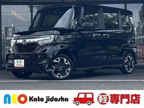 Honda N-BOX Custom