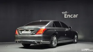 Genesis G90 (EQ900)