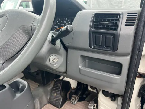 Mitsubishi Minicab Van