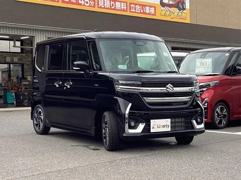 Suzuki Spacia Custom