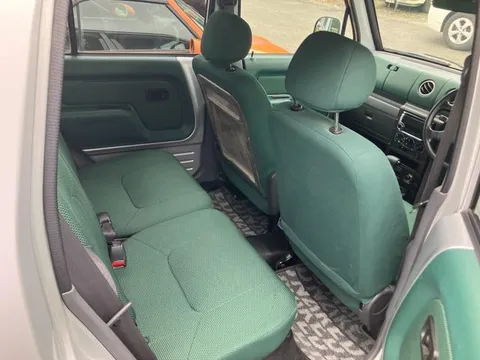 Daihatsu Naked