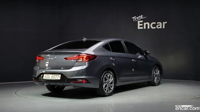 Hyundai Elantra (Avante)