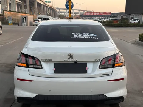 Peugeot 408
