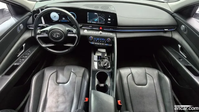 Hyundai Elantra (Avante)
