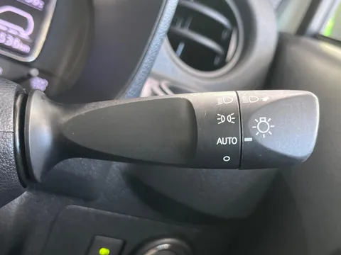 Daihatsu Mira Tocot