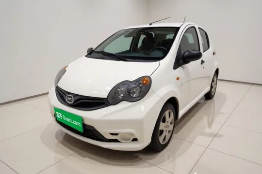 BYD F0