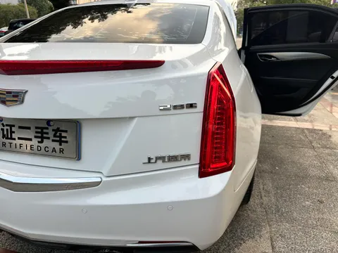 Cadillac ATS-L